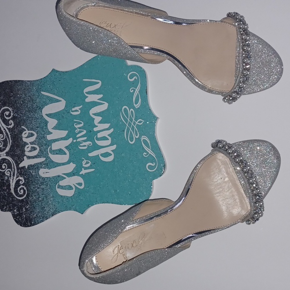 Jewel Badgley Mischka Silver Bling Heels